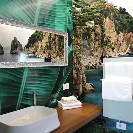 Capri Pensión SantʼAntonio Abate